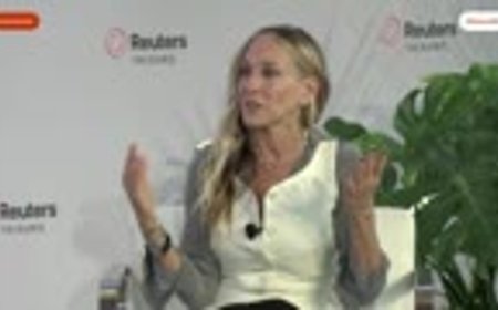 Sarah Jessica Parker questions if AI can replicate live performances