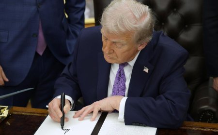 Trump takes aim at state regulations for AI with new executive order