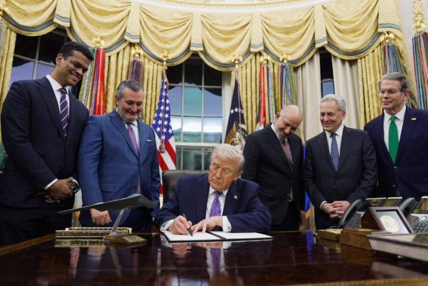 WATCH: Trump signs executive order to override AI regulations by states