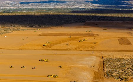 Trump Sees AI’s Economic Promise, While Dismissing Potential Threats