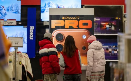 Apple Intelligence Built Atop Google Gemini Seems Like Admitting Defeat