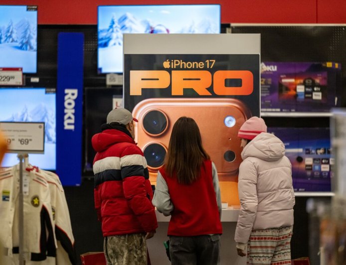 Apple Intelligence Built Atop Google Gemini Seems Like Admitting Defeat