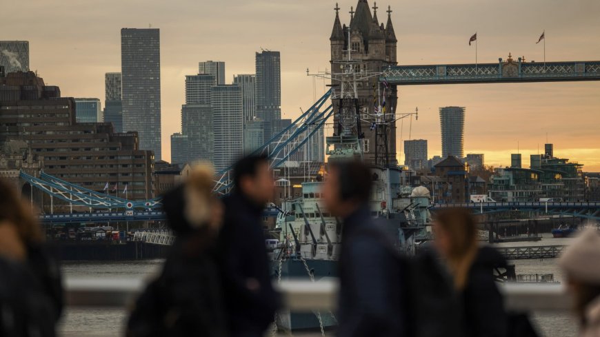 Stop ignoring AI risks in finance, MPs tell BoE and FCA